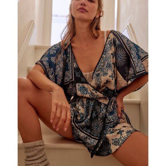 NWT FREE PEOPLE SOLD OUT Oasis Romper/Indigo Combo SZ: M - Picture 1 of 9